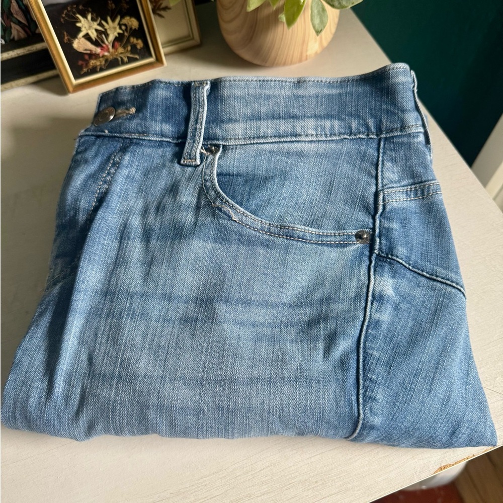 TORRID Bombshell Flare Premium Stretch 12XShort